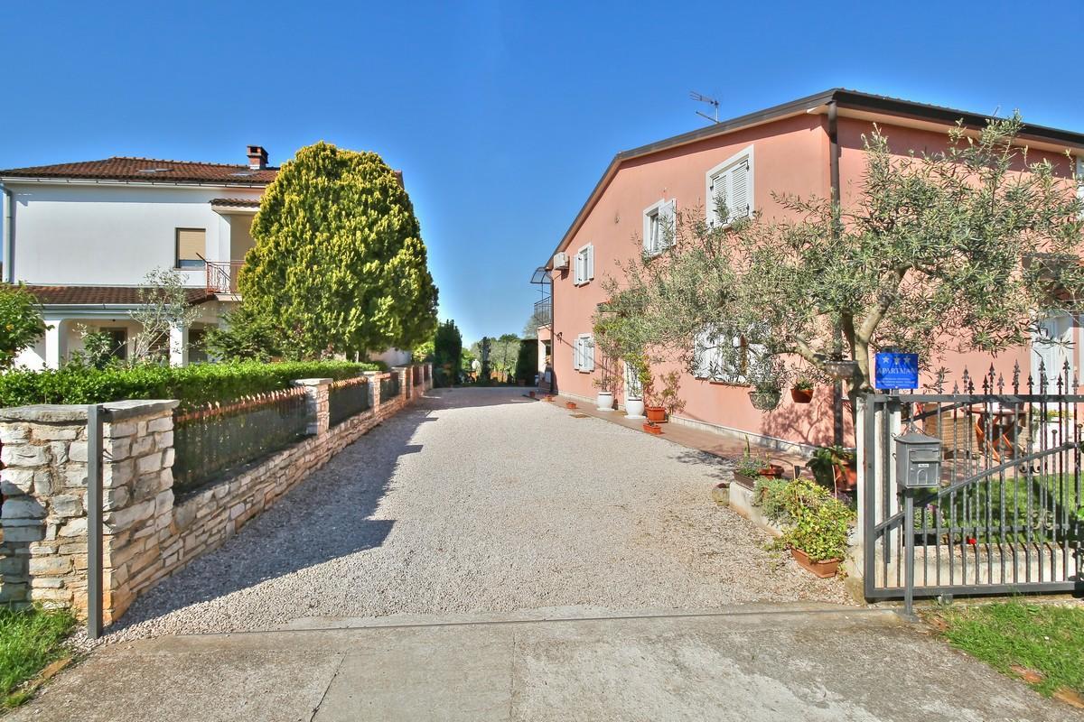 Lorena Apartments Umag Exterior foto